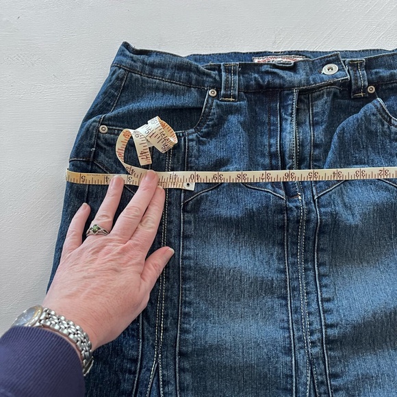 No Fuze Denim Flared Skirt - Picture 8 of 10